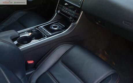 Jaguar Xe – Ano 2015